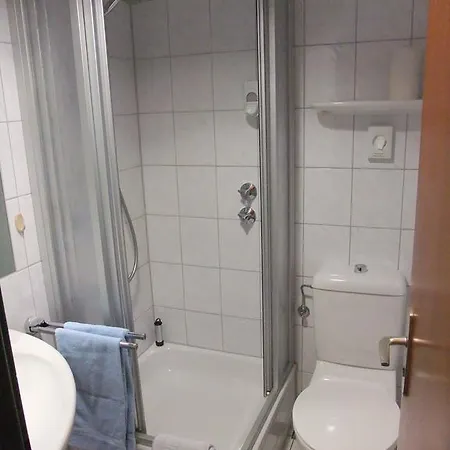 Rtb-Hotel - Sportschule Bergisch Gladbach Kamer foto