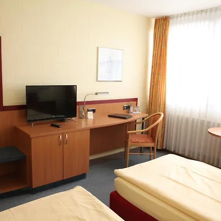 Rtb-Hotel - Sportschule Bergisch Gladbach Buitenkant foto
